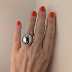 Lovely modern minimal ring